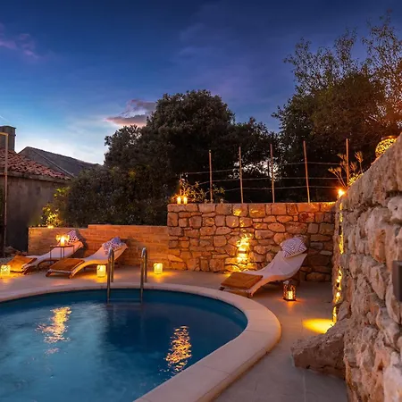 Fjaka Rab Villa