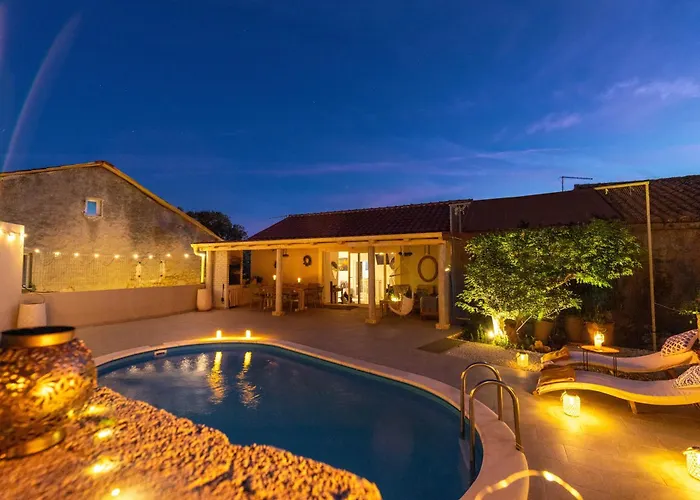 Fjaka Rab Villa *
